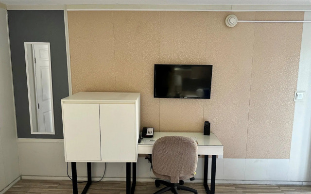 Travelodge by Wyndham Orlando / Heart of International Drive