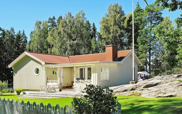 5 Star Holiday Home in Uddevalla