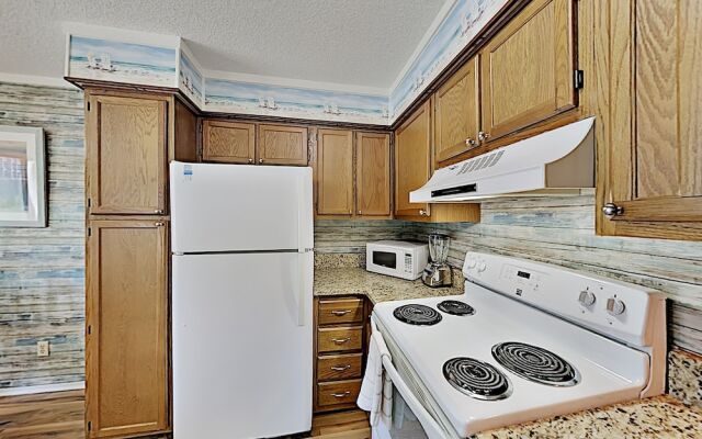 Mbre148a 2 Bedroom Condo