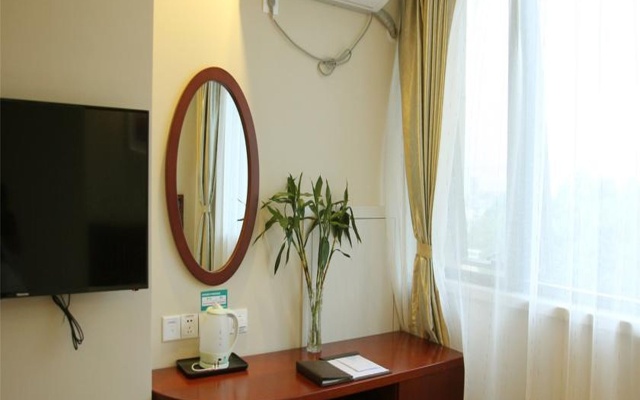 GreenTree Inn LangFang GuanGYAng District High-speed Railway Station Business Hotel – Guest Rooms – Langfang