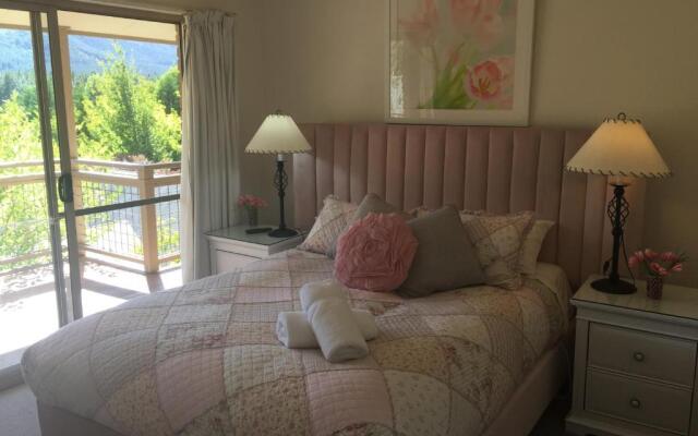 Chestnut Tree Holiday Apartments