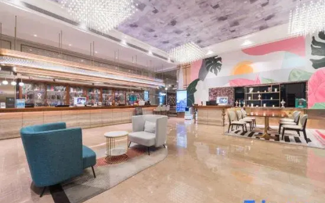 Mercure Shenzhen Sports Center Hotel