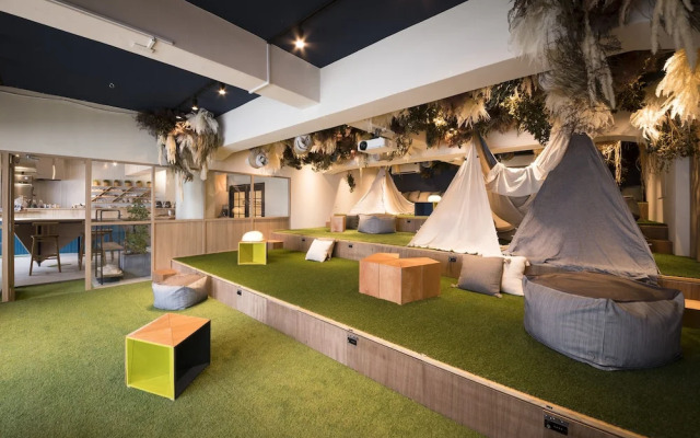 Theater Zzz - Hostel