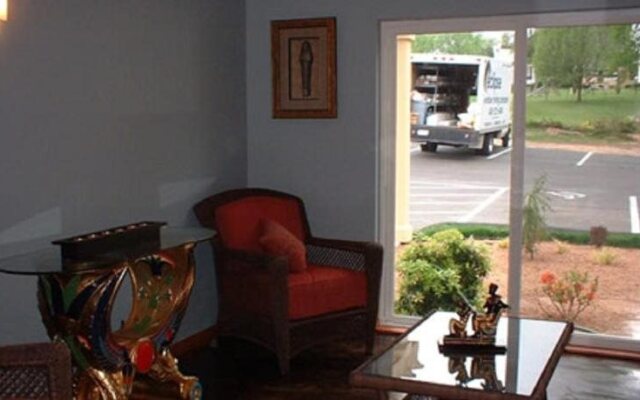 Spring Hill Motel