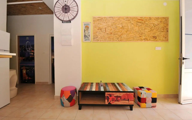 Oasis hostel