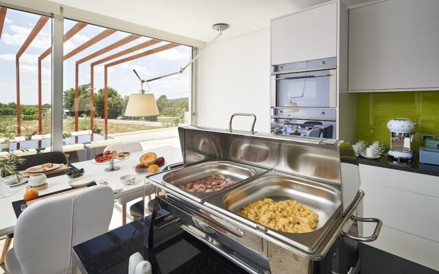 Oliveira House