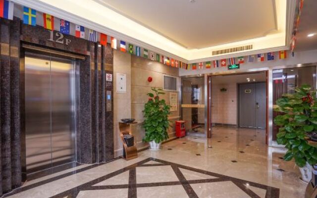 Vienna International Hotel (Guangdong Fenggang Bus Station)
