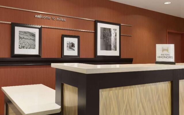 Hampton Inn Niles/warren