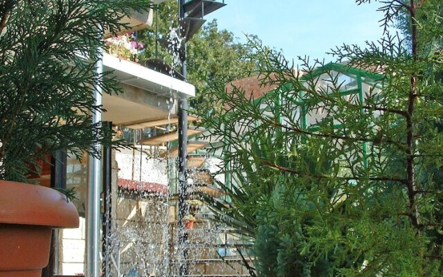 Large Apartment in Summer House Villa