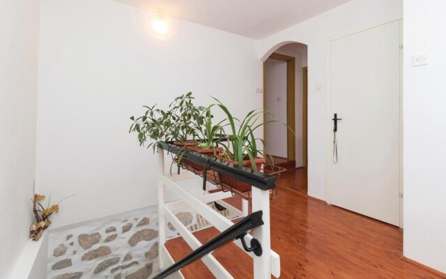 Nice Home in Preko With Wifi and 2 Bedrooms
