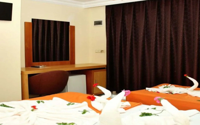 Side Temple Hotel