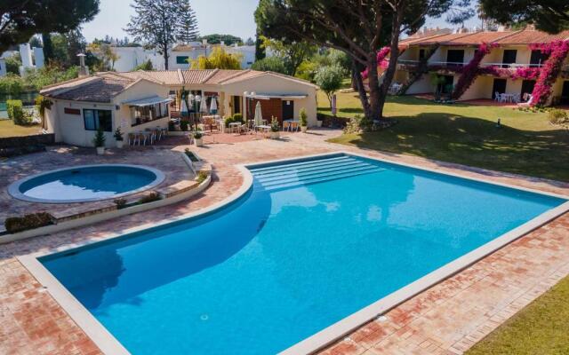 Gorgeous 2BDR Apartment W/Patio & Pool by LovelyStay