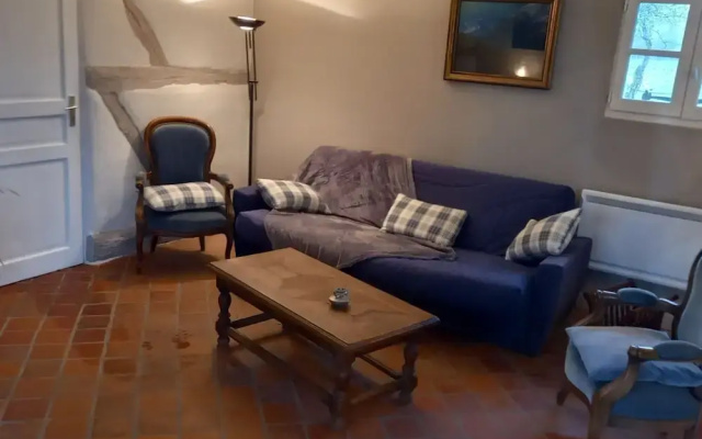 Character Vacation Home With Garden
