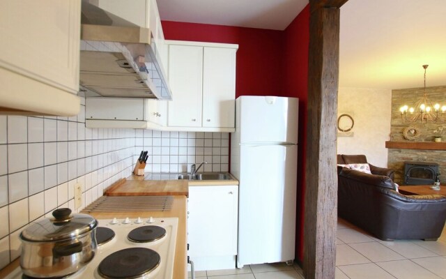 House With 4 Bedrooms in Bertrix, With Enclosed Garden and Wifi