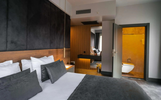 SennaCity Hotel