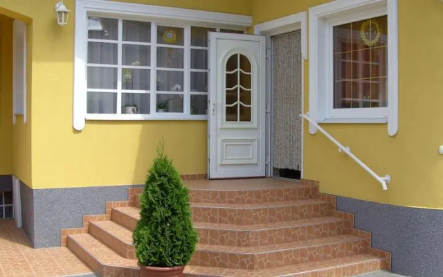 Csombó Apartman