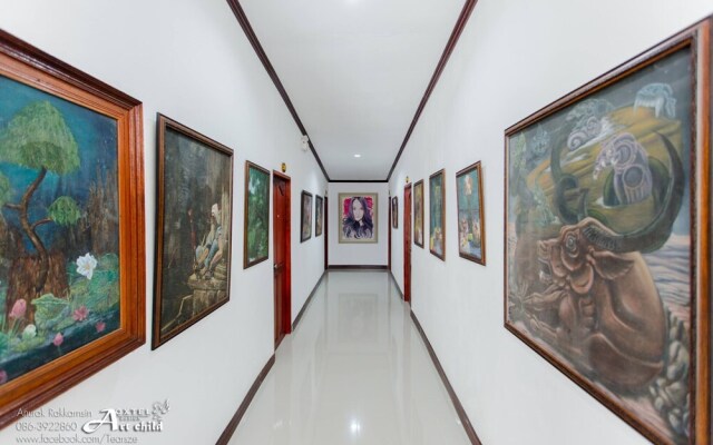 Phiphu Art and Gallery Boutique