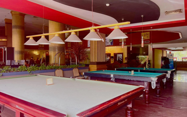 Golden View Hotel