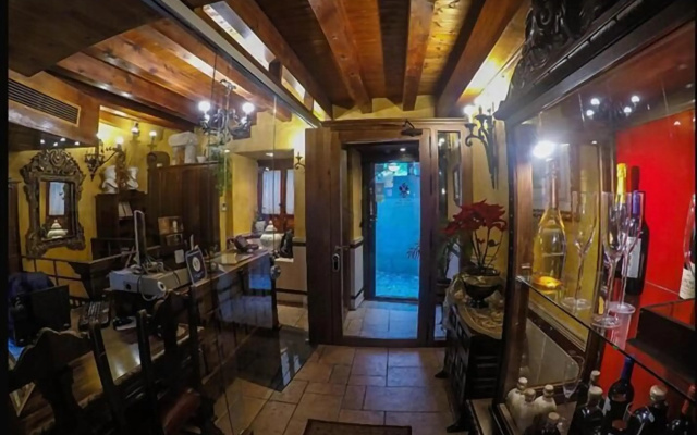 Hospedería Casa De Cisneros