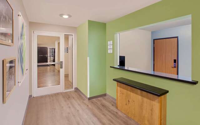 WoodSpring Suites Pharr