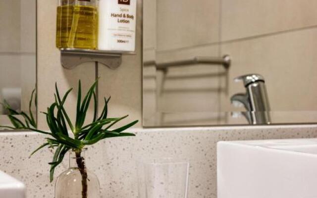 The Ridge Guesthouse