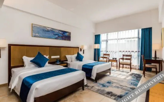 Luozhou Haiji Hotel (Yangjiang Hailing Island Dajiaowan)