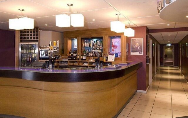 Premier Inn Manchester Trafford Centre West