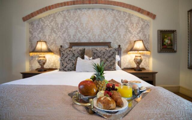 Three Rivers Lodge and Villas