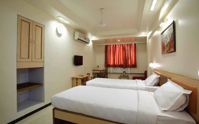 Hotel Suyash Deluxe