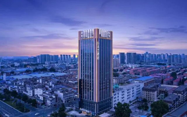 Magnotel Hotel (Luoyang Longmen Dadao Longmen High-Speed Rail Station) – Outside – Luoyang