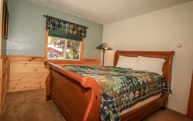 Mountain Air 1547 by RedAwning