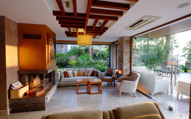 Marisol Boutique Hotel