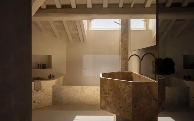 Nomos Hotel