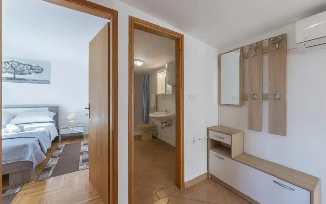Stunning Apartment in Fazana With 2 Bedrooms and Wifi