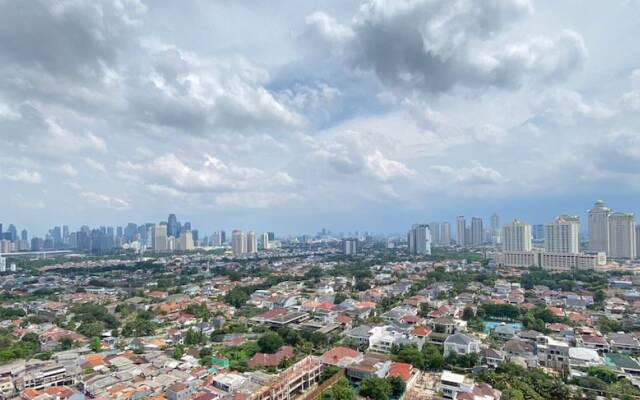 Comfort And Elegant 2Br At Permata Hijau Suites Apartment