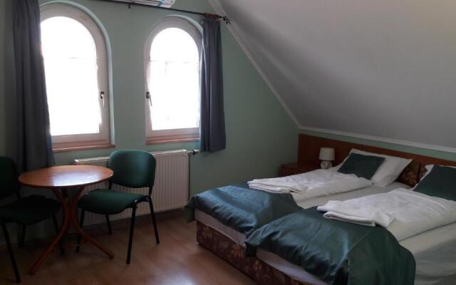Szalay Villa