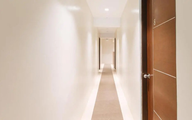 RedDooorz @ Laiya Vivo Hotel Batangas