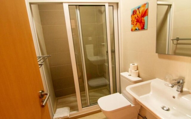 Deluxe ApartHotel