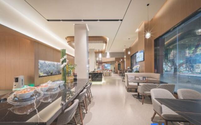 UrCove by Hyatt Nanjing Downtown