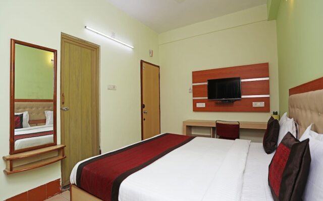 OYO 9547 Hotel Atmaram Lodging