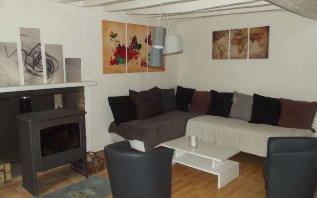 Le Domaine de Jaugy - Hostel