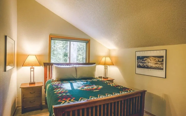 Salmonberry Retreat