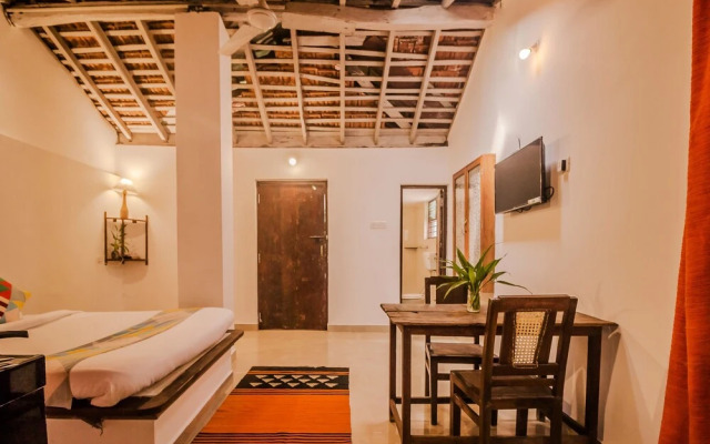 OYO Home 19189 Designer Studio