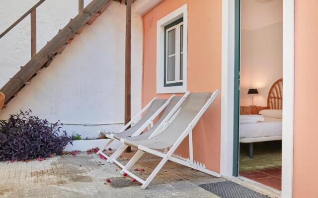 Amazing Terrace and Riverview in Historical Lisbon