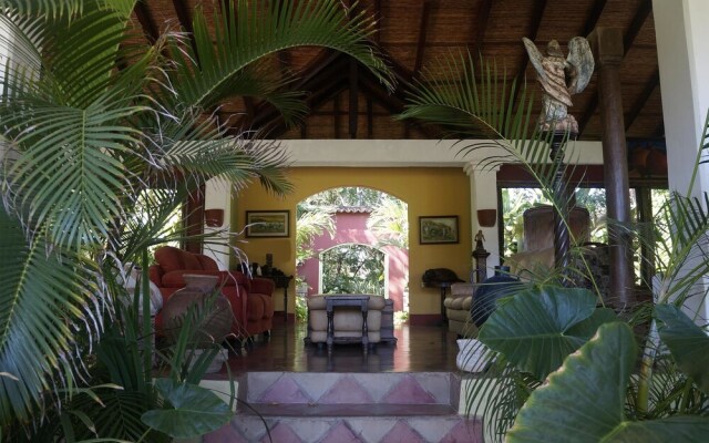 Sereno Lodge