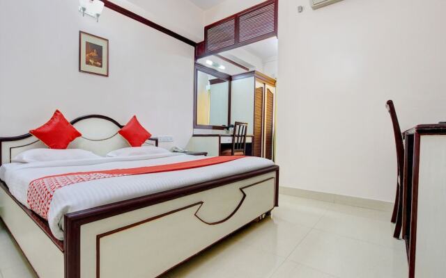OYO 11390 Vaibhav Residency