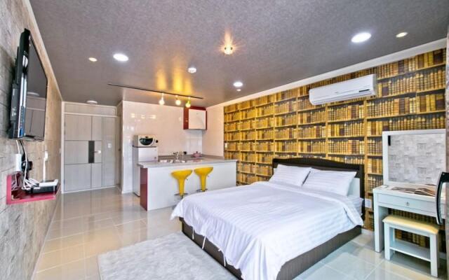 Gapyeong Forest Pension (Pool Villa)