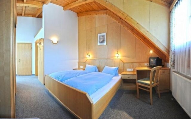 Aktiv Hotel Karnia