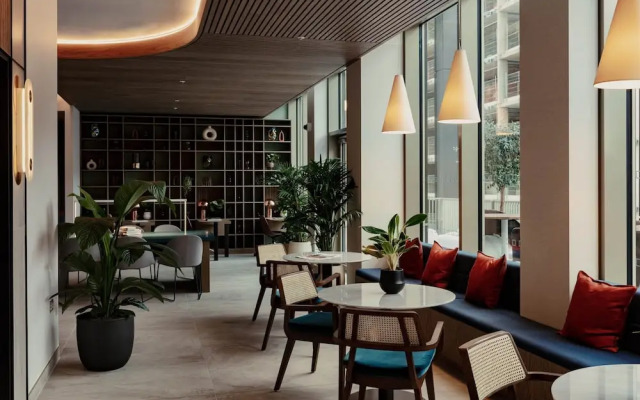 Stratford Apartments by Urban Rest