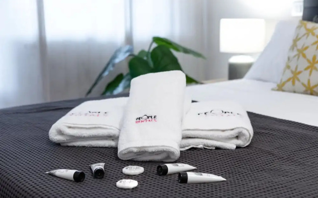 Zuri Apartment by People Rentals